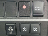 両側オートスライドドア装備!運転席のスイッチやリモンキーでも開閉操作が出来るので便利ですよ!