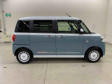 軽自動車、小型車を中心に常時300台展示車を御用意させて頂いております