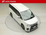 両側パワースライドドア付きだから、狭い駐車スペースなどでの乗り降りラクラク♪小さなお子さまのいるご家庭には嬉しい装備です。