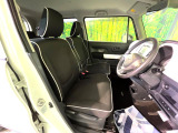 運転席シート廻りは使用感も少なく、良好な状態となっています。丁寧に使われていたことがよくわかりますね。