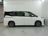 この度は、当社の展示車をご覧いただきまして、誠に有難うございます。自信をもってお勧めできる車となりますので、ごゆっくりご覧頂きたいと思います。