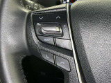 ステアリングスイッチ装備!運転しながら手元でオーディオの操作などができます。