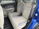 運転しやすい視界と操作性。機能的な配置で、スムーズな運転をサポートします。快適なドライブをお楽しみください。安全運転を。