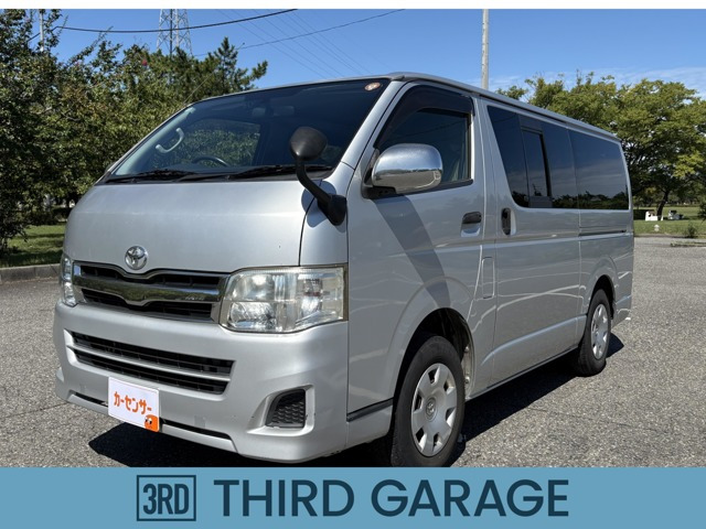 トヨタ ハイエースバン 