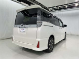 走りにこだわりながら収納力も持ち合わせたお車です。荷物を載せて軽快なドライブを楽しめますよ♪