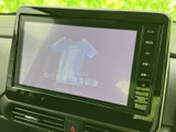 停車中にテレビや映像コンテンツを楽しめます。休憩時間や待ち時間に、リラックスした時間を過ごせますね。