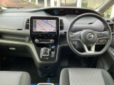 セレナ 1.2 e-POWER ハイウェイスターV アーバンクロム 
