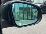 ブラインドスポットモニター付き★車線変更時の後方確認をアシストしてくれます!