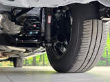 お車を安心してお乗りいただく為には、足回りの定期点検が欠かせません。サービスサポート(有償保証)では無料点検もご提供しており、安心のカーライフをお過ごしいただけるサポート体制が整っています。