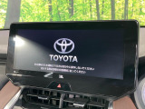 【12.3インチワイドナビ】高級感とインパクトのある大型ワイドナビを装備。各種オーディオ操作はもちろん、横長ワイド画面でのマップ2分割表示など、利便性も高いナビです♪