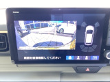 リアカメラ装備、運転に自信のない方でも安心して車庫入れができるリバース連動リアカメラが装着されています。狭い駐車場はもちろん、雨の日や夜間でもストレスなく運転していただけます。