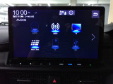 フルセグTV搭載。DVD・CD再生、SDカード、USB入力に対応しています。