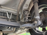 お車を安心してお乗りいただく為には、足回りの定期点検が欠かせません。サービスサポート(有償保証)では無料点検もご提供しており、安心のカーライフをお過ごしいただけるサポート体制が整っています。