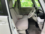 広々とした室内空間は、ドライバーにも快適な運転環境を提供。長距離運転でも疲れにくいでしょう。