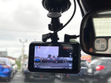 【ドライブレコーダー】ドライブレコーダー装備!走行中はもちろん、あおり運転や事故に遭遇した際、映像で記録し、万一のリスクに備えます。※記録用SDカードはお客様ご自身でご準備いただく必要があります。