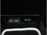AC電源 AC100V・1500W 室内コンセント(センターコンソールボックス後方)
