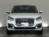 Q2 1.0 TFSI スポーツ 