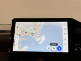 いまや必須装備「ナビゲーション」搭載!知らない場所に、スイスイッとドライブ。なんて便利な機能でしょうか?もう、これなしではハンドルを握れませんね!でも、運転中の操作は危険ですのでご注意ですね♪