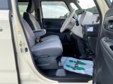 弊社ではメンテナンスパックをご用意しております。プロの目でしっかりチェックしたお車ならロングドライブも安心、うっかり忘れがちなメンテナンスも事前に案内状やお電話で時期をお知らせいたします。