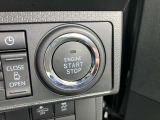 ★プッシュスタートシステム★エンジンスタートは最近はやりのプッシュスタート!鍵を車内に持ち込めばシリンダーに差し込まなくともボタン1つでエンジンがかかる★