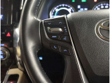 ハンドルから手を放さずに操作出来ますので、安全運転にもつながりますね
