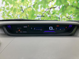 視認性の高いメーターで、運転に必要な情報を確認できます。運転状況を把握しやすく、安全運転をサポートします。