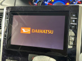 【メーカー純正ナビ】インテリアに溶け込むスタイリッシュな「専用設計」メーカーナビを装備♪視認性や操作性など基本性能にも優れ、より上質なカーライフをお楽しみいただけます。
