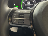 【ステアリングスイッチ】運転中、前方から目線をそらすことなく、オーディオ等の操作が可能な便利機能!安心&快適なドライブを演出してくれます