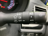 操作しやすい位置に配置されたウインカーレバー。スムーズな操作で、安全な車線変更をサポートします。日常の運転をより快適に。