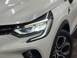 ●LEDヘッドライト:夜間走行時も良好な視界を確保し安心して運転できる高輝度LEDヘッドライトを装備!点灯速度が早く、消費電力も抑えられています。