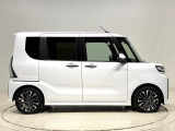 ドアは約90度に開くので荷物も積み込みやすく、乗り降りもしやすい♪ ロングドライブも快適に過ごせる工夫がいっぱいです♪♪
