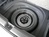 スペアタイヤを装備