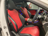 メルセデス・ベンツの定める厳しい基準をクリアしたお車のみをご案内させて頂きます。納車前整備はメーカー規定に基づき100項目以上にも及ぶ点検を熟練のメカニックによって行いご納車させて頂きます。