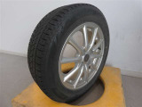 R4年式冬タイヤ185/60R15ブリヂストン製です。