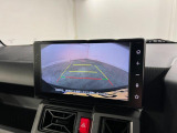 バックカメラがしっかり映るので、後ろが見やすく安心して駐車できます。