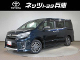 スポーティーなボディが輝きを放つミニバンVOXY!!