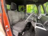 運転席シート廻りは使用感も少なく、良好な状態となっています。丁寧に使われていたことがよくわかりますね。