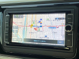 ●純正ナビ:一体感のあるナビは、高級感ある車内を演出してくれます。オーディオ機能も充実しておりますので、運転もより楽しめます♪