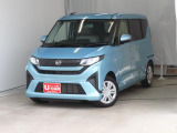 スカイブルーメタリック。シルバーが強いブルーです。さわやかな気分になります。