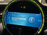 アップルカープレイ装備!!Bluetooth機能も付いておりますので、音楽再生も楽々です♪