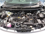 見えないところまで徹底洗浄!中古車をキレイで気持ちよくお乗りいただけるよう、内外装ともにしっかり「まるごとクリーニング」♪エンジンルームも施工済!