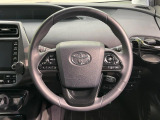 【ステアリングスイッチ】運転中、前方から目線をそらすことなく、オーディオ等の操作が可能な便利機能!安心&快適なドライブを演出してくれます♪