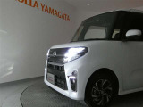LEDヘッドライトです。デザイン性がよくとても明るいので、夜間の走行や悪天候でも安心です。しかも長寿命!