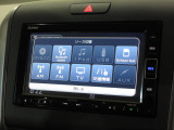 ナビゲーションは純正メモリーナビ(VXM-234VFi)を装着しております。AM、FM、CD、DVD再生、Bluetooth、音楽録音再生、フルセグTVがご使用いただけます。