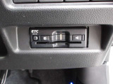 ETCももちろん搭載。いちいち料金所で停車する必要なんて当然ないです。スムーズにストレスなくドライブをお楽しみください。(※支払総額にセットアップ費用は含まれておりません。)