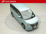 両側パワースライドドア付きだから、狭い駐車スペースなどでの乗り降りラクラク♪小さなお子さまのいるご家庭には嬉しい装備です。