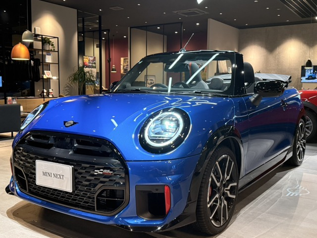 ミニコンバーチブル ジョン・クーパー・ワークス DCT
