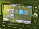 鮮やかな映像で、様々な情報を表示。車両情報や設定変更も、この画面から簡単に行えます。