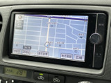 見やすい地図表示で、運転中でも安心して道案内を受けられます。目的地へのルートを的確に表示し、スムーズな移動をサポートします。