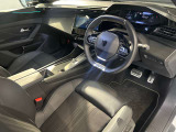 内装:車両の状態やシートのよれ等、お気付きの箇所がございましたらお写真にてお送り致しますのでお気軽にお申し付けくださいませ